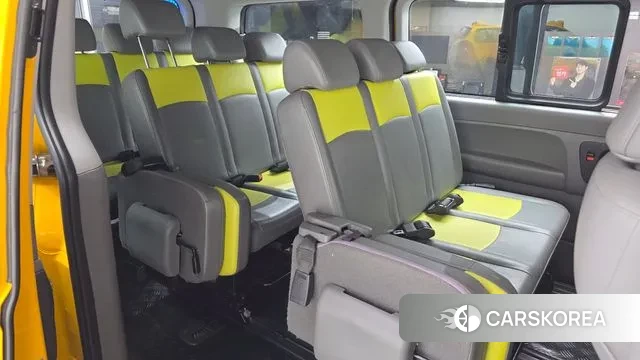 Hyundai Grand Starex 2018 Желтый из Кореи, фото 3