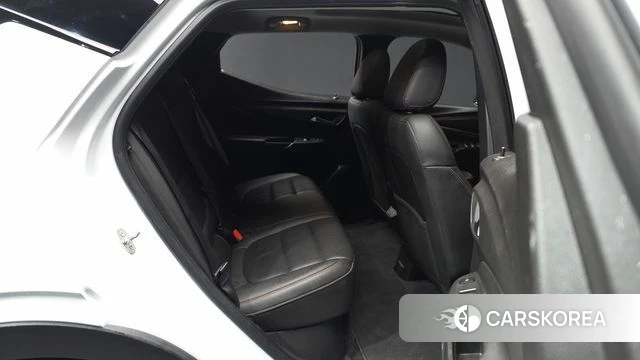 Chevrolet (GM Daewoo) Bolt EUV 2022 Белый из Кореи, фото 3