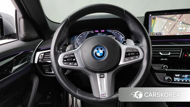 BMW 5 Series (G30) 2023 Серый из Кореи, фото 3