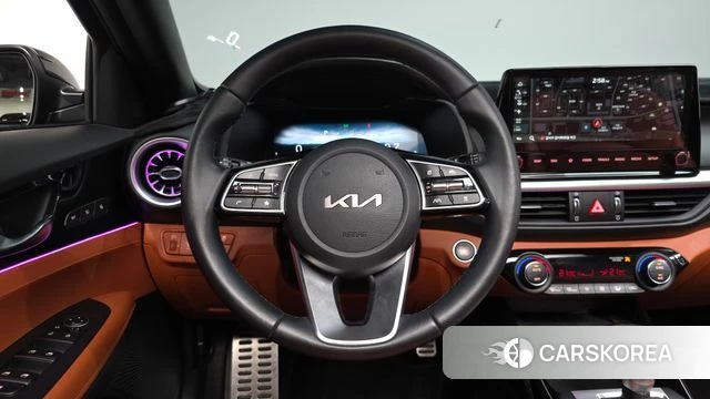 Kia The New K3 2nd generation 2024 Черный из Кореи, фото 3