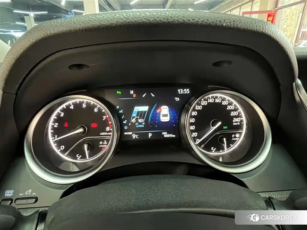 Toyota Camry 2021 Белый из Китая, фото 3