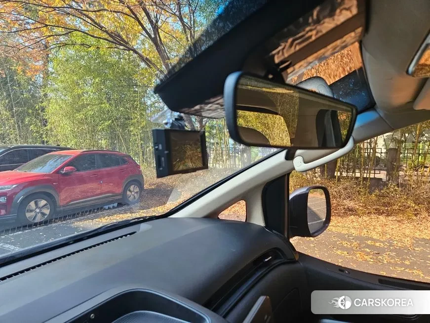 Hyundai Staria 2021 Серебристо-серый из Кореи, фото 3