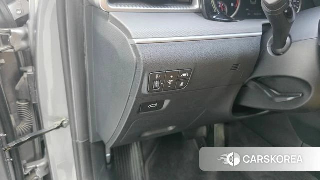 Kia K5 3rd generation 2022 Серебристо-серый из Кореи, фото 3