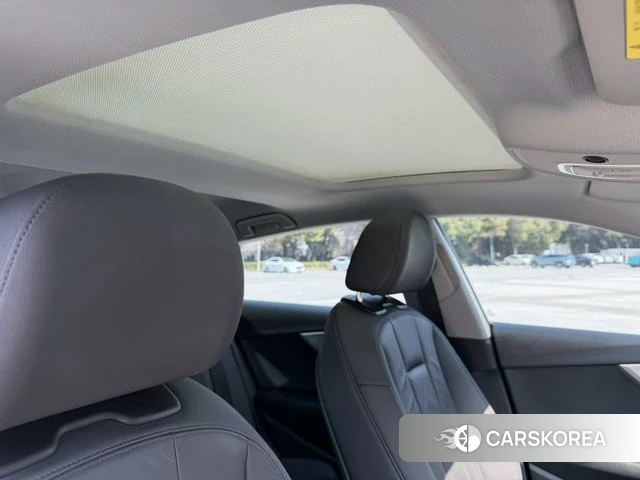 Audi A5 2021 Белый из Китая, фото 3