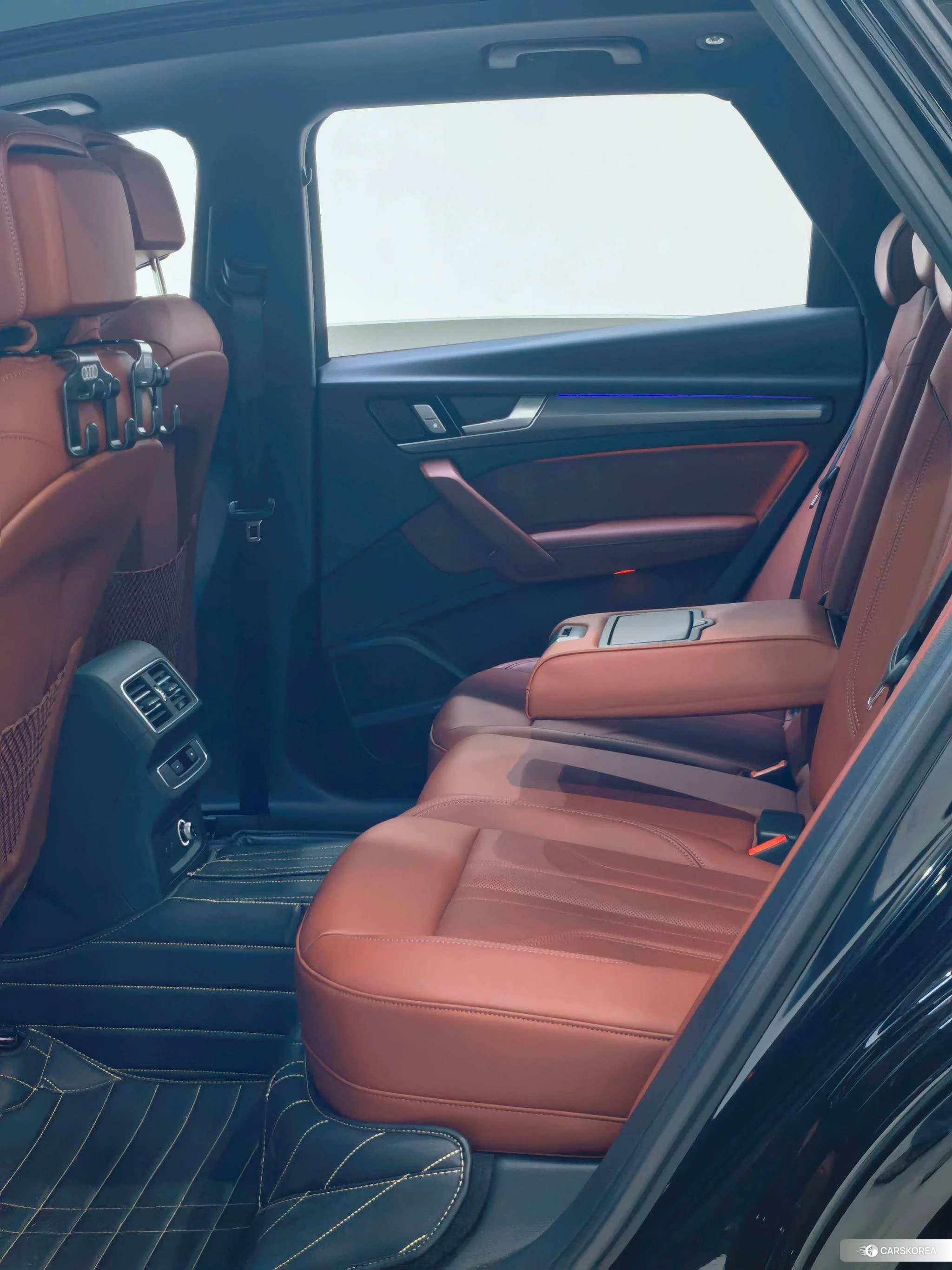 Audi Q5L 2024 Черный из Китая, фото 3