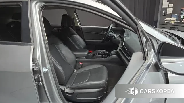 Kia Sportage 5th Generation Hybrid 2024 Серый из Кореи, фото 3