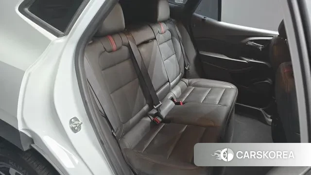 Chevrolet (GM Daewoo) Trax Crossover 2024 Белый из Кореи, фото 3