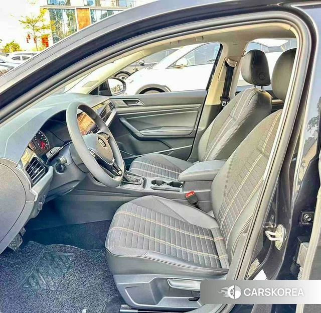Volkswagen Lavida 2021 Черный из Китая, фото 3
