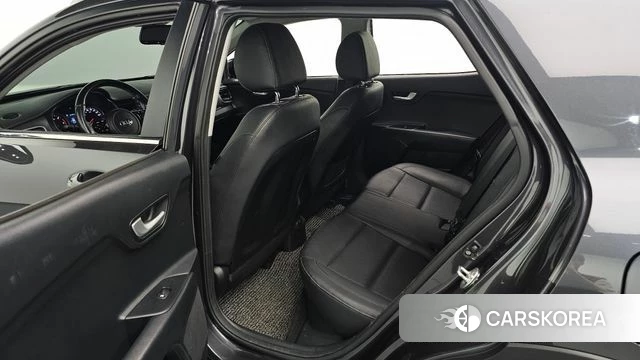Kia Stonic 2019 Серый из Кореи, фото 3