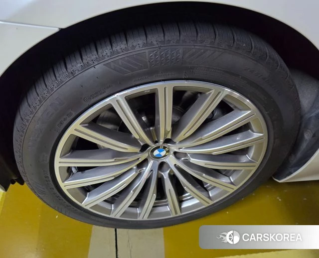BMW 6 Series GT (G32) 2020 Белый из Кореи, фото 3