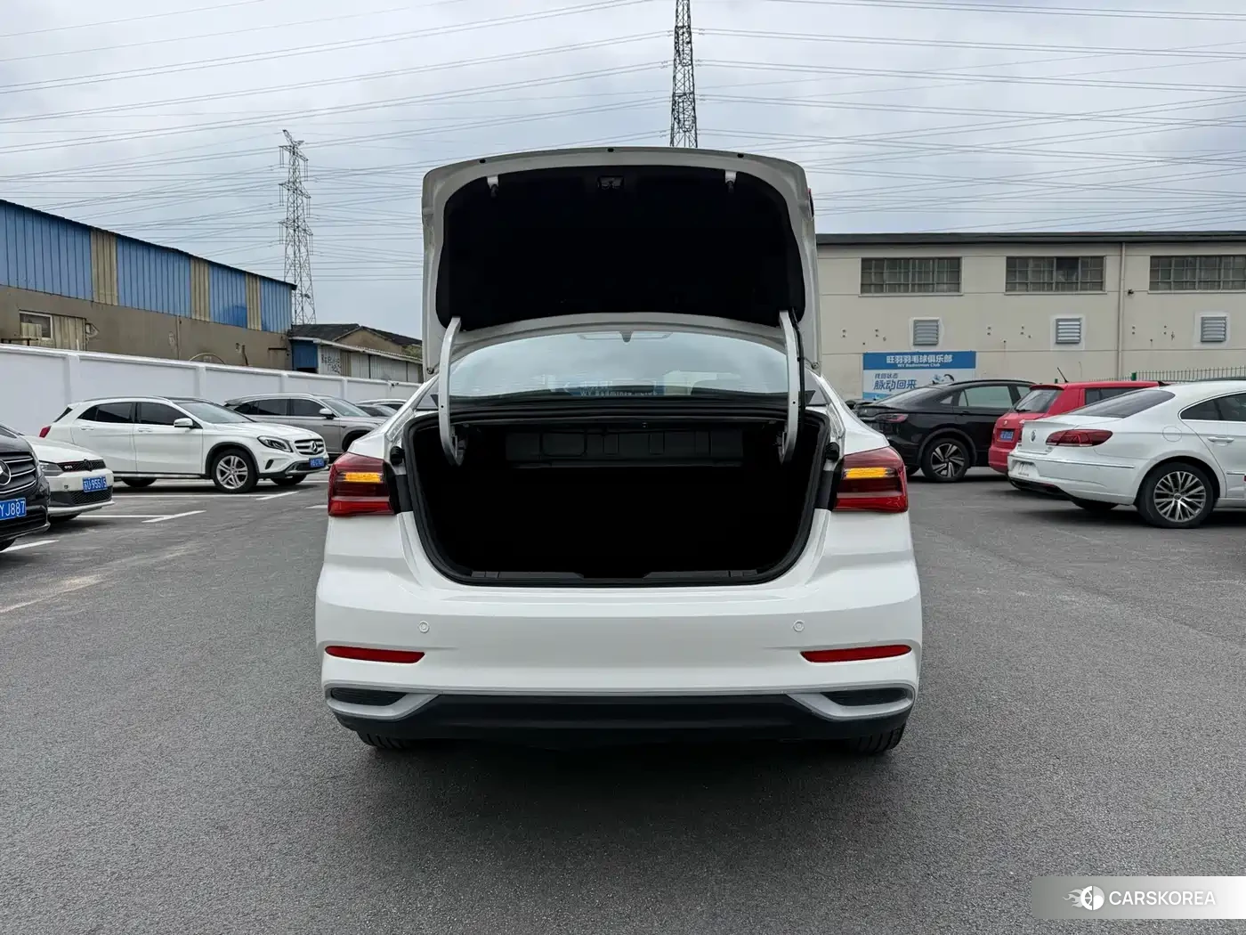 Ford Forrest 2022 Белый из Китая, фото 3