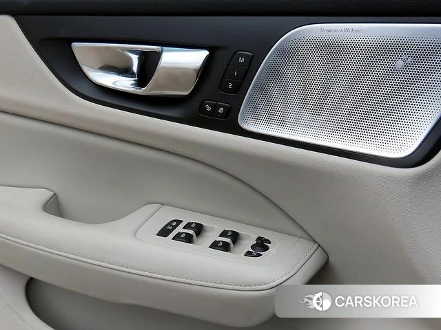 Volvo V60 Cross-Country 2nd Generation 2021 Синий из Кореи, фото 3