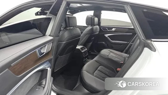 Audi A7 (4K) 2022 Белый из Кореи, фото 3