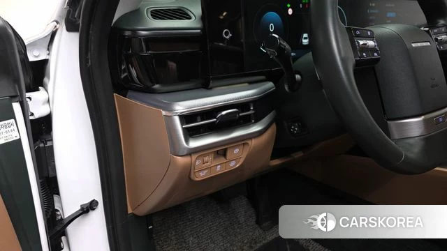 Hyundai Grandeur Hybrid (GN7) 2023 Белый из Кореи, фото 3