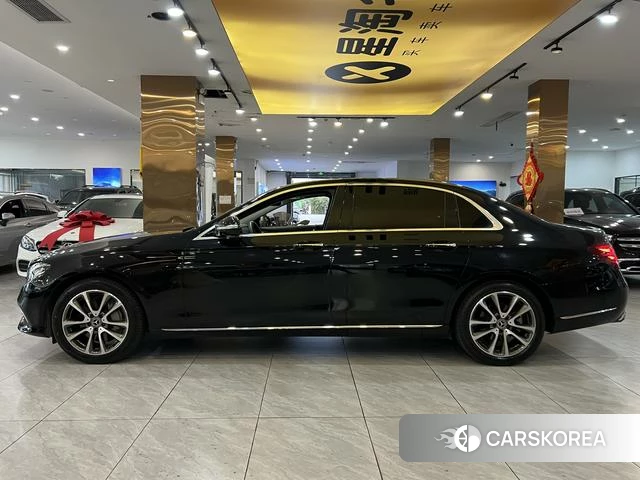 Mercedes-Benz E-class id 3890863 из Китая 3