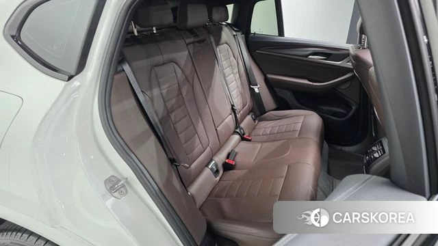 BMW X4 (G02) 2025 Белый из Кореи, фото 3
