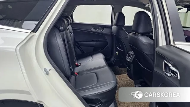 Kia Sportage 5th Generation 2023 Белый из Кореи, фото 3