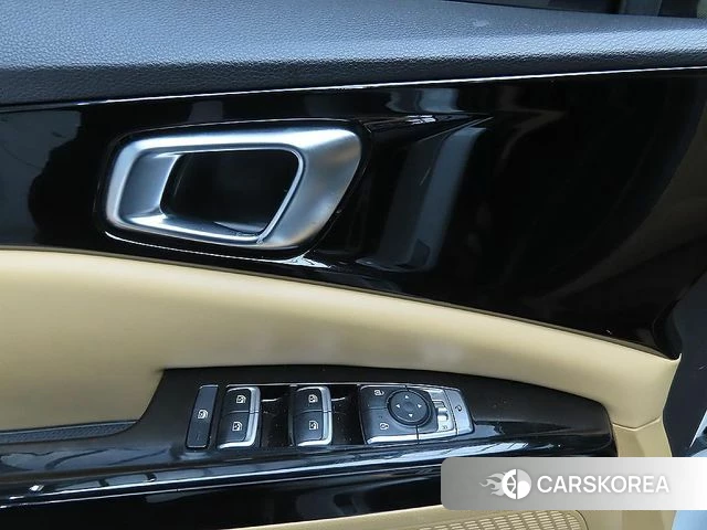 Kia Carnival 4th generation 2022 Белый из Кореи, фото 3