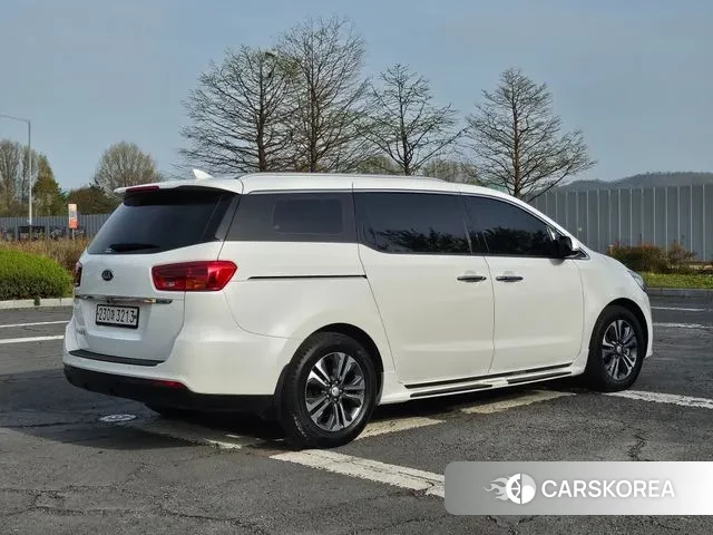 Kia The New Carnival 2019 Белый из Кореи, фото 3