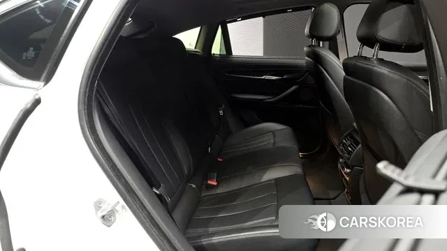 BMW X6 (F16) 2018 Белый из Кореи, фото 3