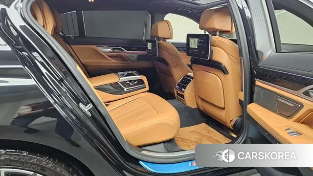 BMW 7 Series (G11) 2021 Черный из Кореи, фото 3