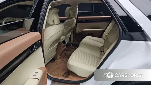 Hyundai Grandeur Hybrid (GN7) 2024 Белый из Кореи, фото 3