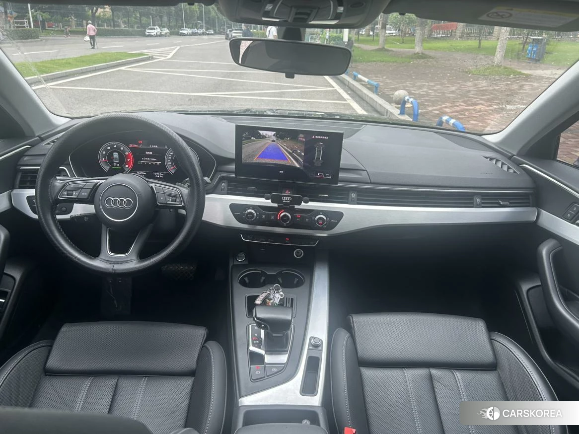 Audi A4L 2020 Темно-серый из Китая, фото 3