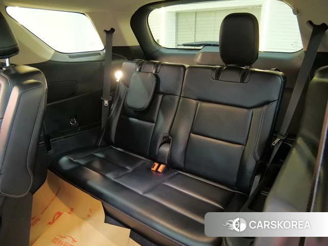 Ford Explorer 2024 Белый из Китая, фото 3
