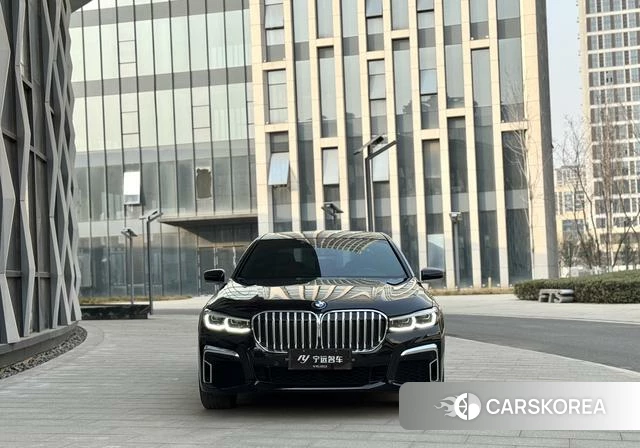 BMW 7 series 2022 Черный из Китая, фото 3