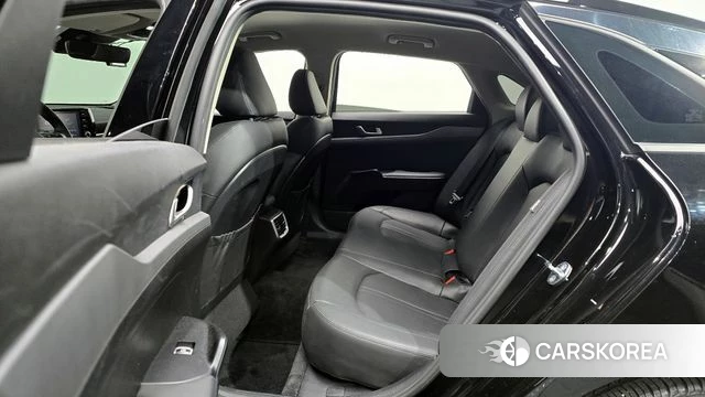 Kia K5 3rd generation 2023 Черный из Кореи, фото 3