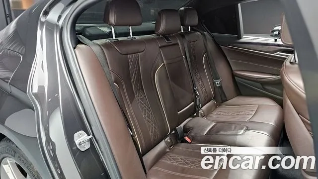 BMW 5 Series (G30) 2018 Серый из Кореи, фото 3