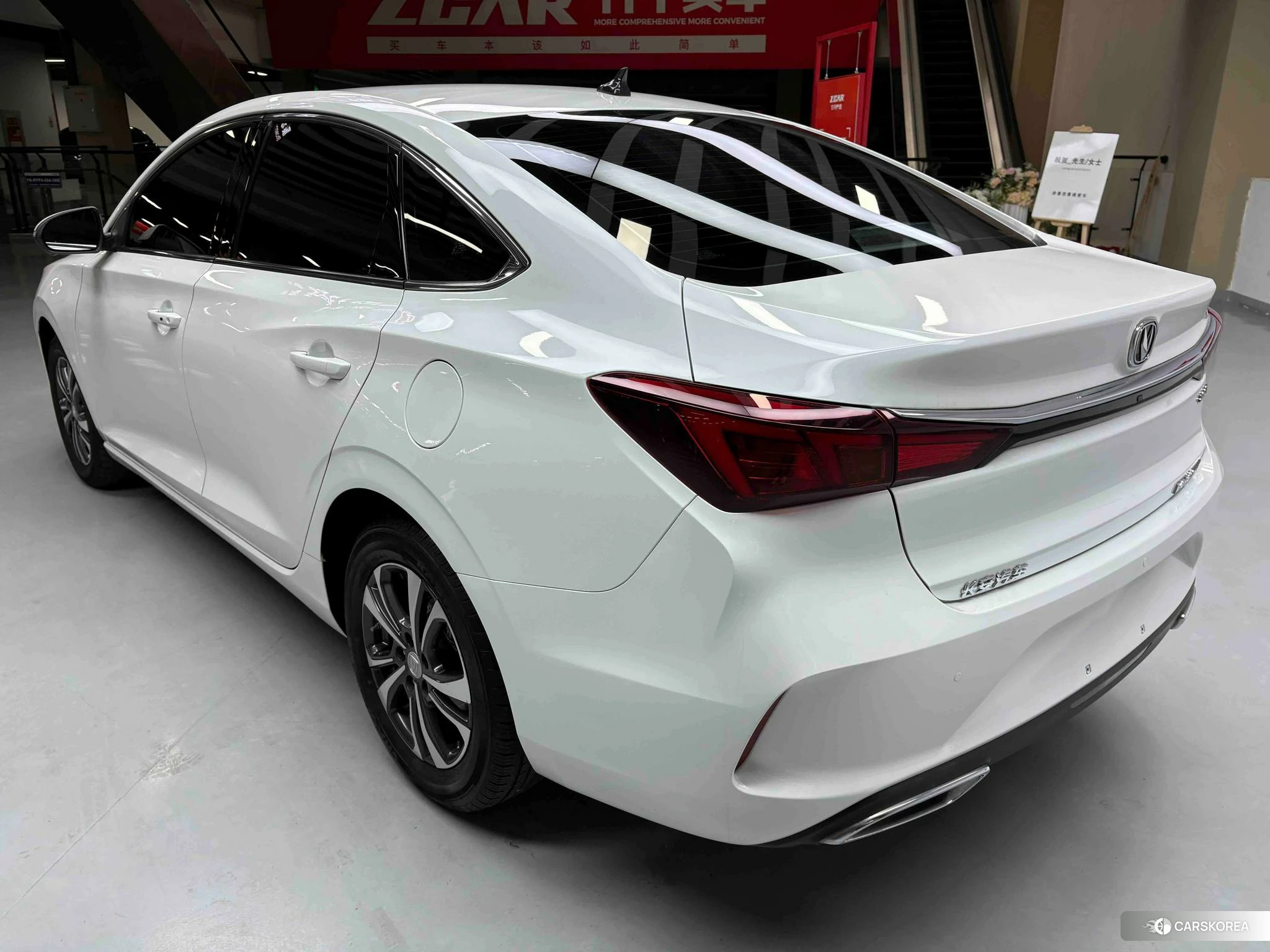 Chang'an Yidong 2021 Белый из Китая, фото 3