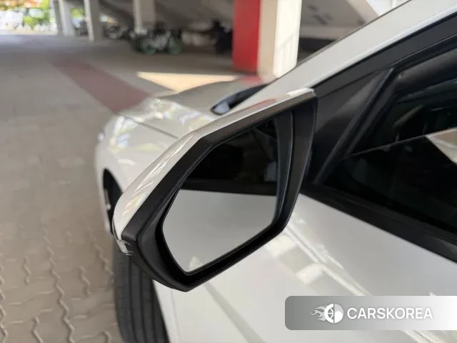 Hyundai The New Avante Hybrid (CN7) 2024 Белый из Кореи, фото 3