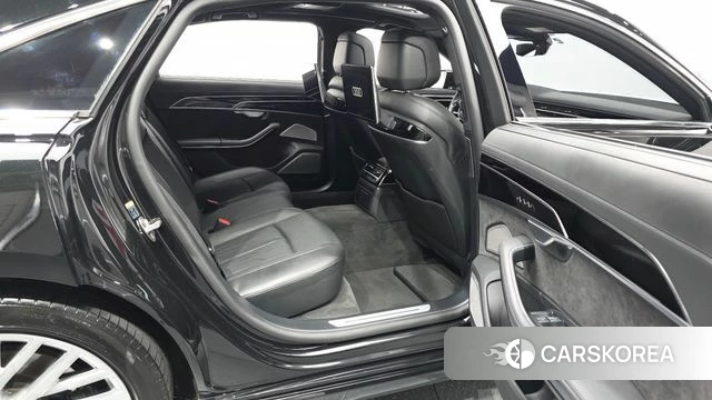 Audi A8 (D5) 2021 Черный из Кореи, фото 3
