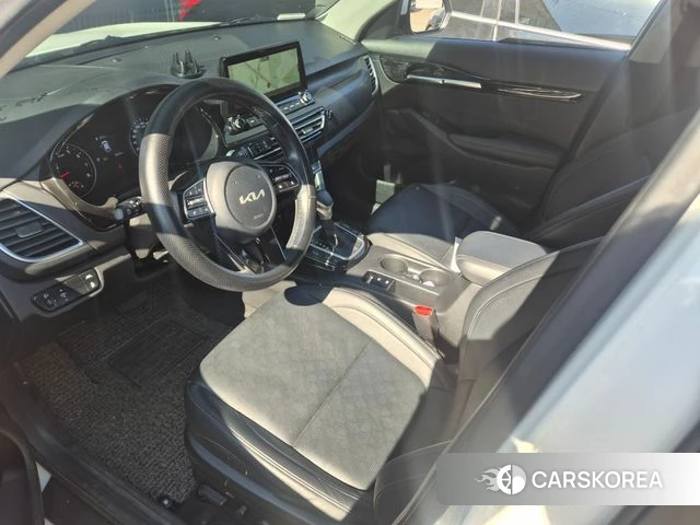 Kia Seltos 2021 Белый из Кореи, фото 3