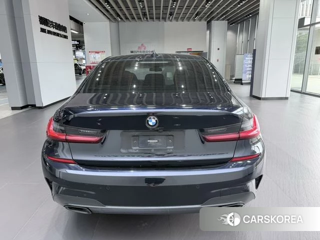 BMW 3 series 2021 Черный из Китая, фото 3