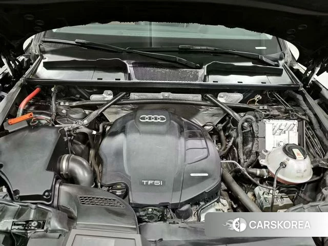 Audi Q5L 2023 Черный из Китая, фото 3
