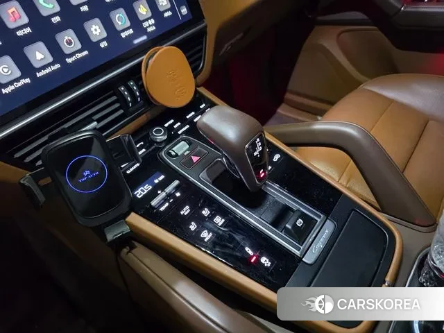 Porsche Cayenne (PO536) 2023 Черный из Кореи, фото 3