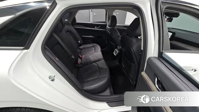 Kia K5 3rd generation 2023 Белый из Кореи, фото 3