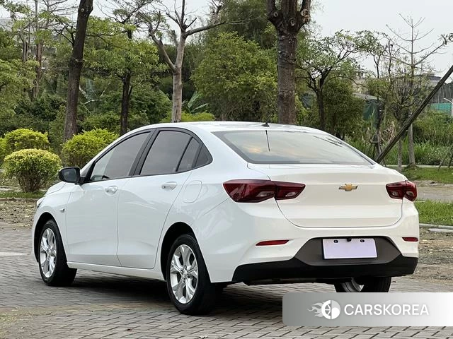Chevrolet Kovoz 2021 Белый из Китая, фото 3