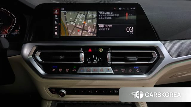 BMW 4 Series (G22) 2021 Зеленый из Кореи, фото 3