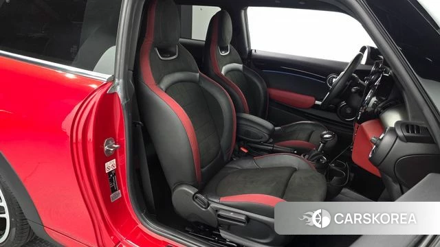 Mini Cooper S 2019 Красный из Кореи, фото 3