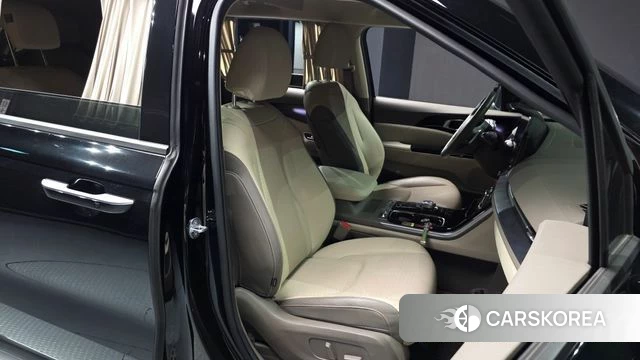Kia Carnival 4th generation 2023 Черный из Кореи, фото 3