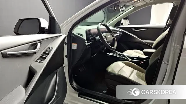 Kia Di Ol Nu Niro 2022 Белый из Кореи, фото 3