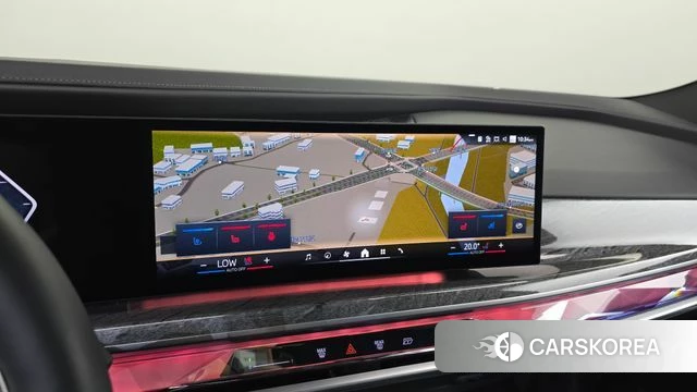 BMW 7 Series (G70) 2024 Белый из Кореи, фото 3