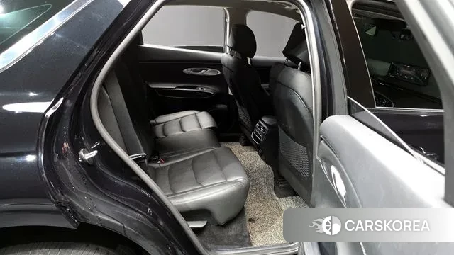 Genesis GV70 2021 Черный из Кореи, фото 3