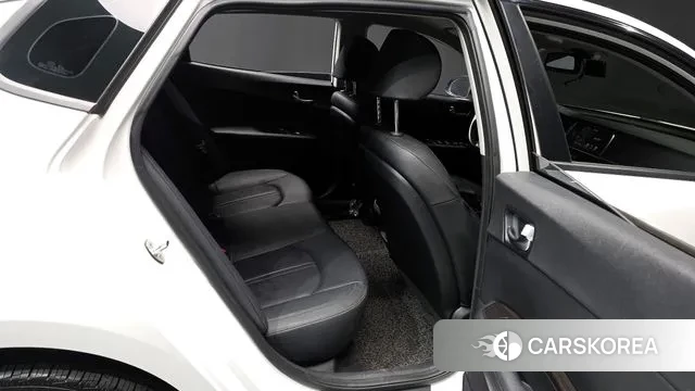 Kia The New K5 2nd generation 2018 Белый из Кореи, фото 3