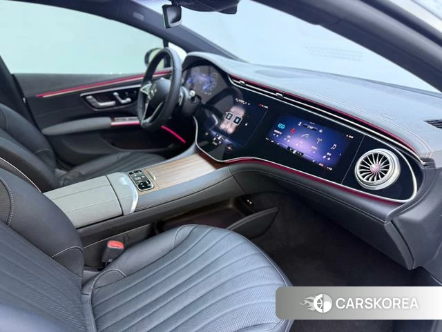 Mercedes-Benz EQS 2024 Серебристо-серый из Китая, фото 3