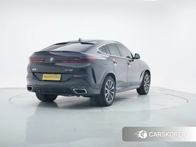 BMW X6 2022 Черный из Китая, фото 3