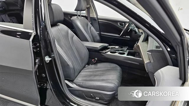 Kia K8 2022 Черный из Кореи, фото 3